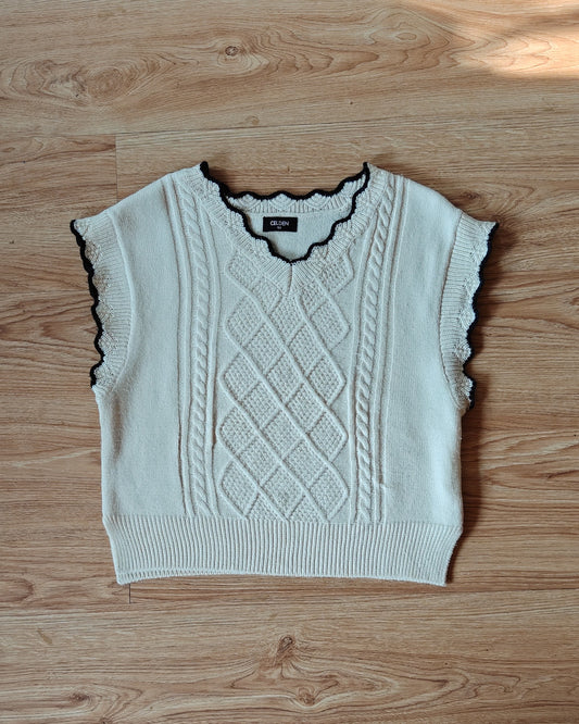 Cable Knit Sweater Vest  |  Size: Medium