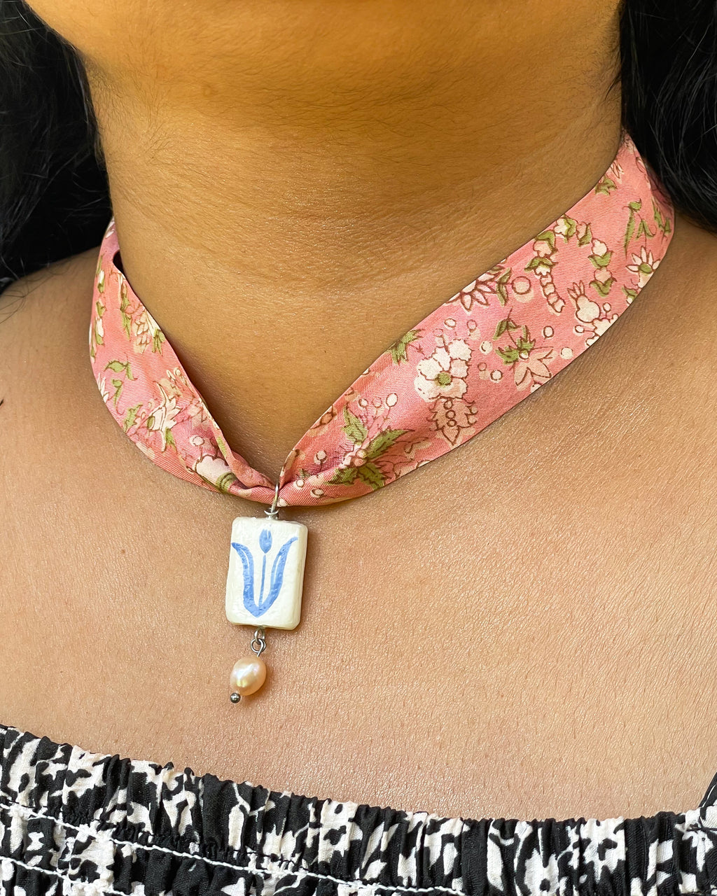 Willow Choker