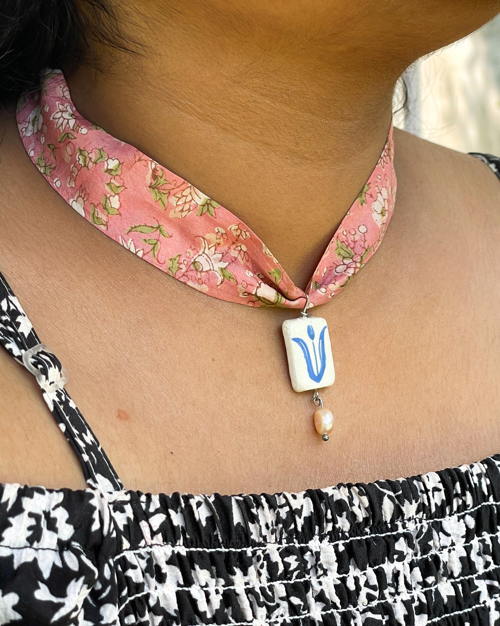 Willow Choker