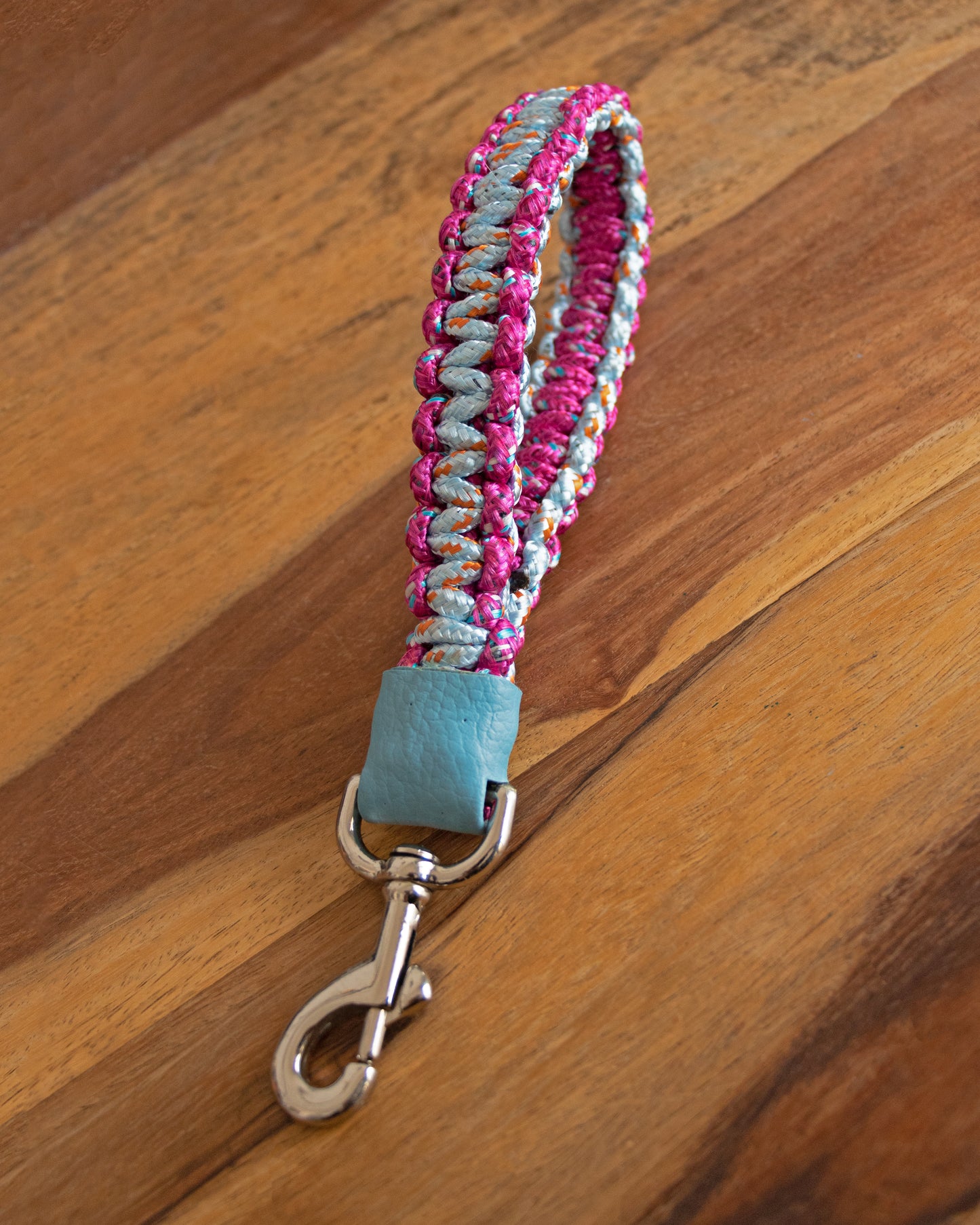 Macrame Short Leash | Pink & Ice