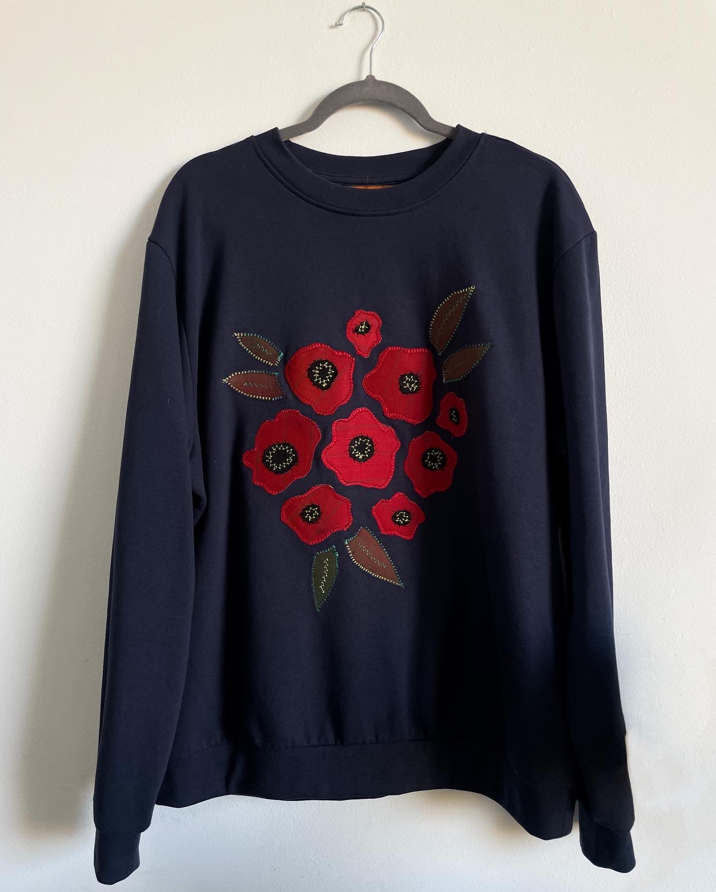 The Red Moonflowers | Sweatshirt