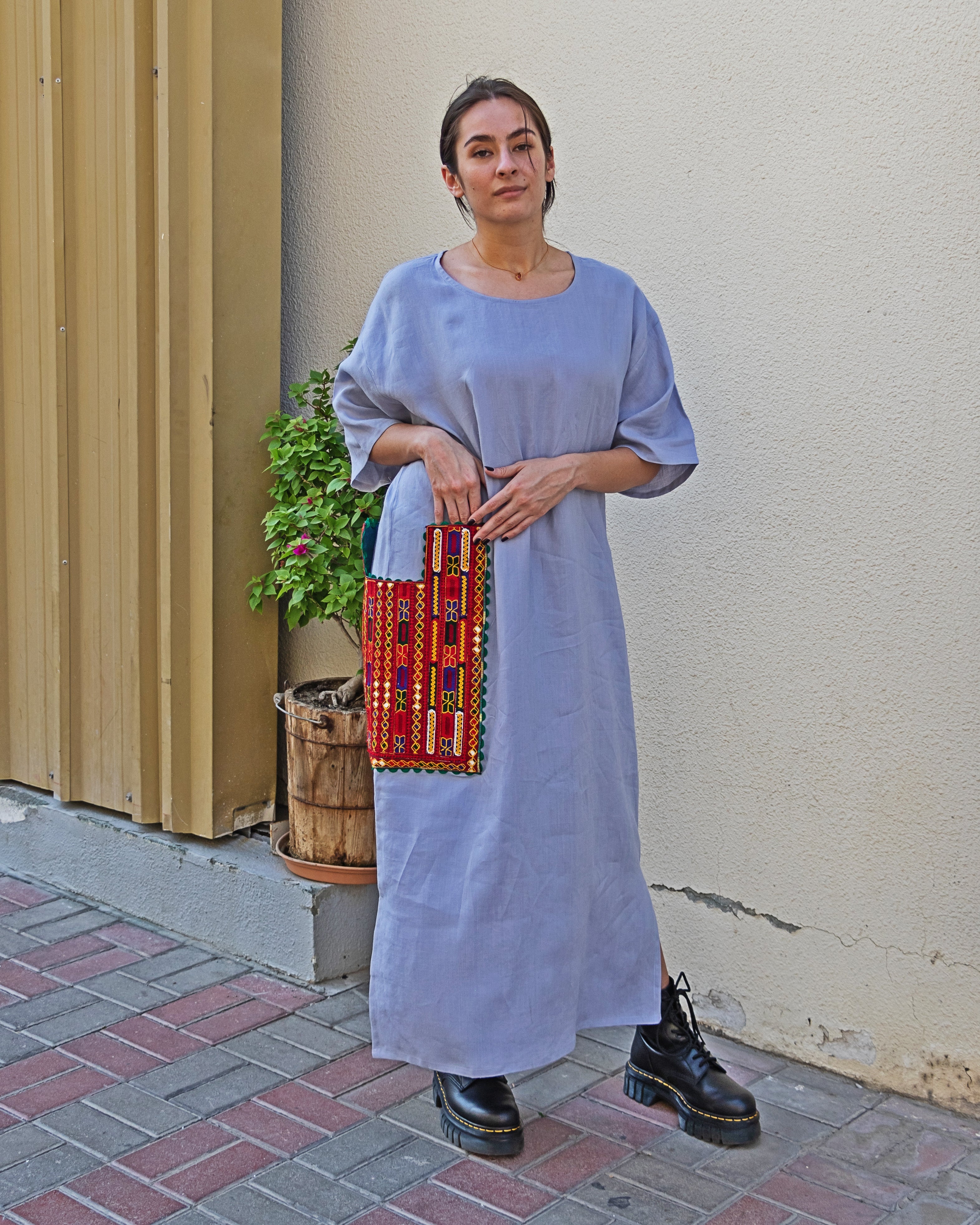 Gulmehndi | Embroidered Linen Shift Dress