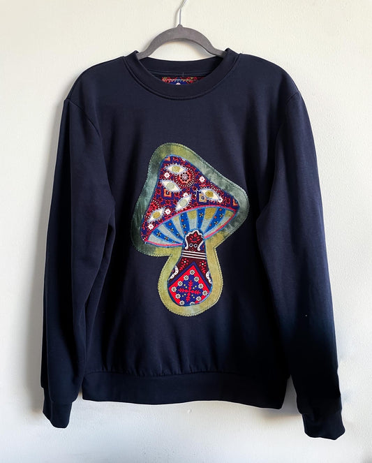 The Wise Mushroom | Pocket Sweatshirt